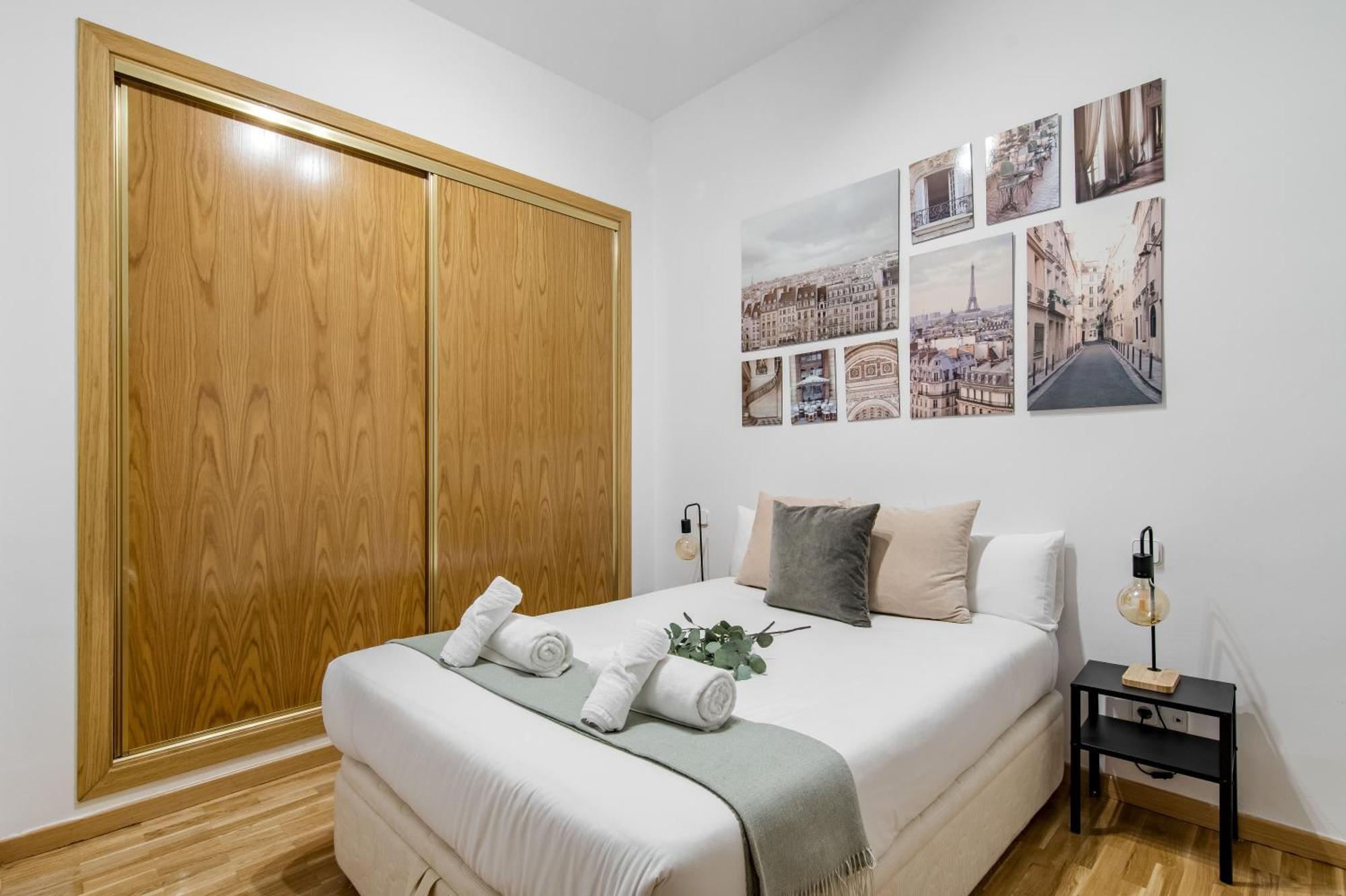 Charming Plaza Mayor II Madrid Bagian luar foto